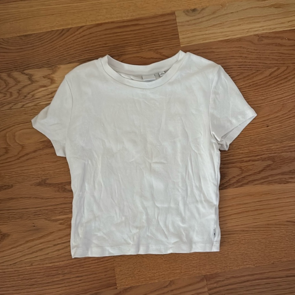 TNA baby tee